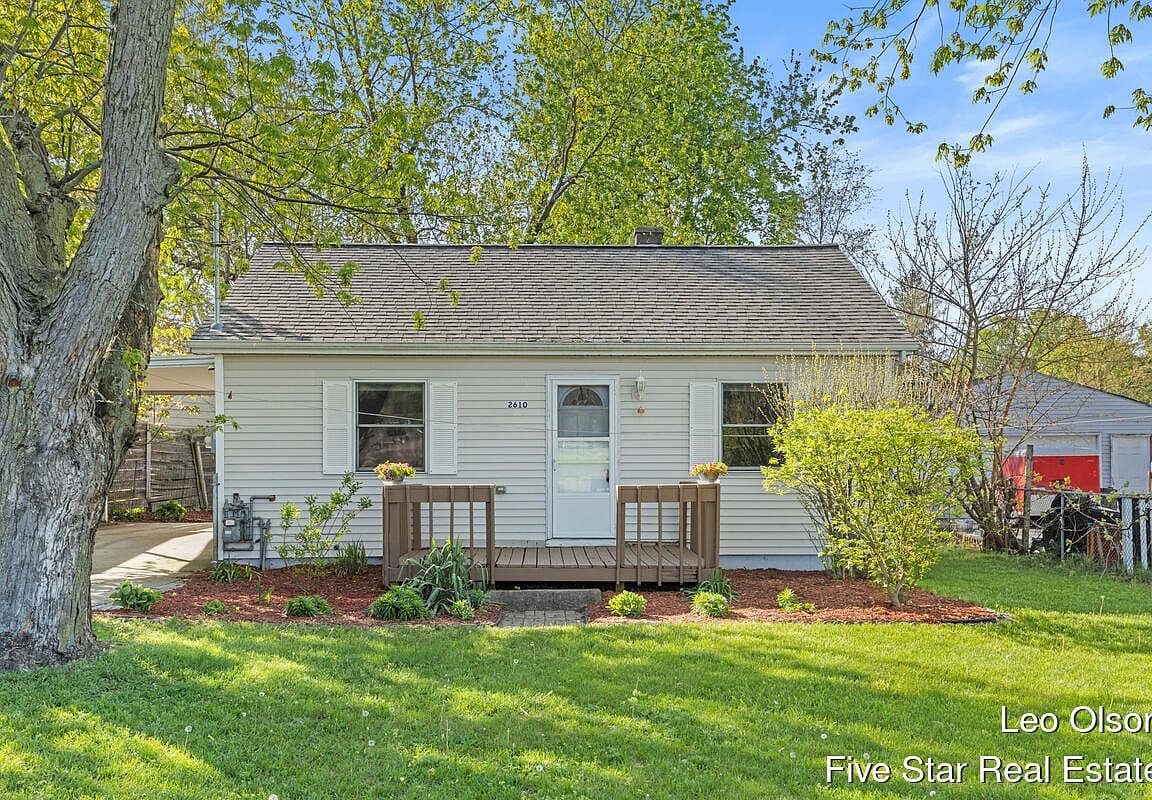 Primary listing photo