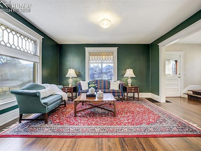 Listing photo 5