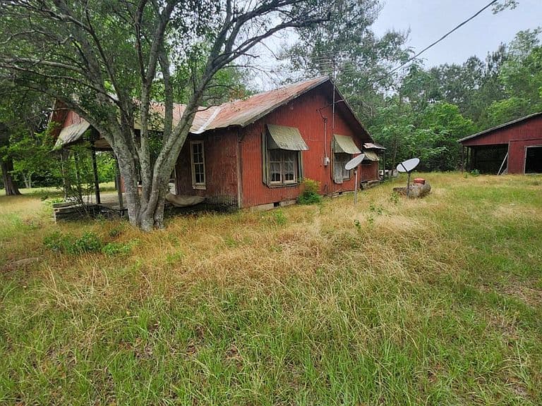 Listing photo 5