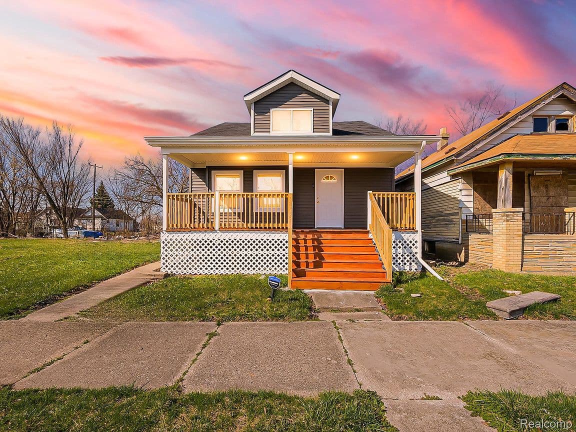 Primary listing photo