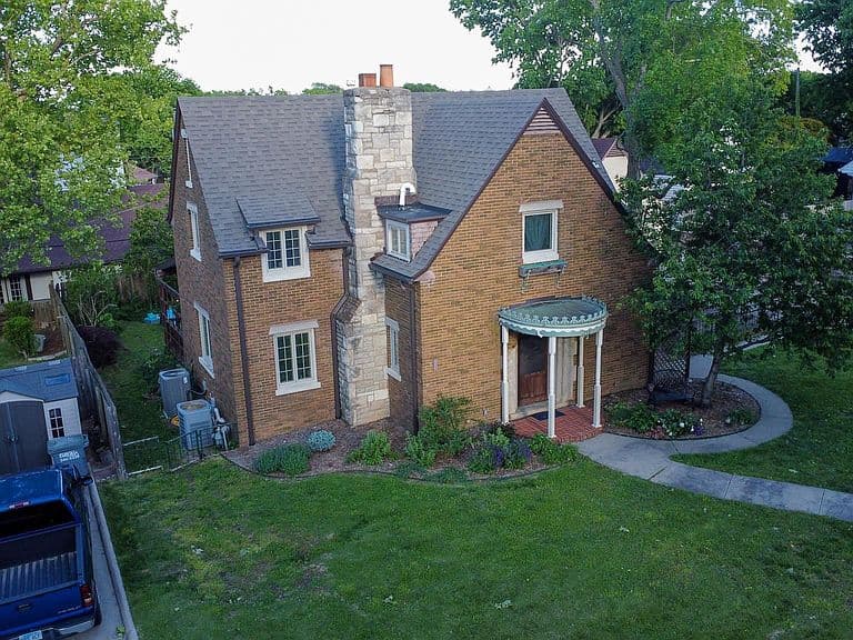 Listing photo 5