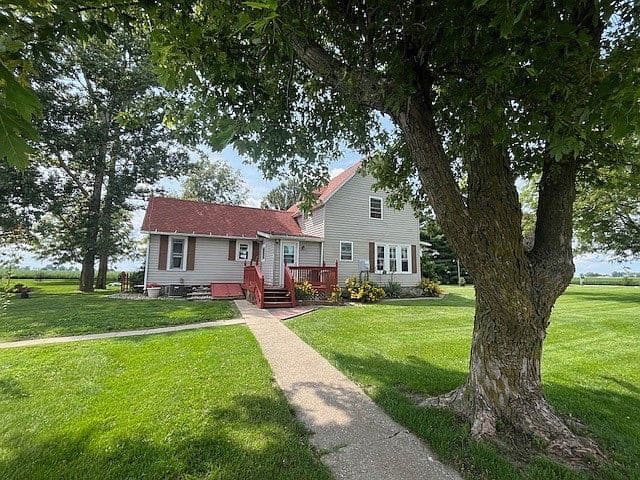 Listing photo 3