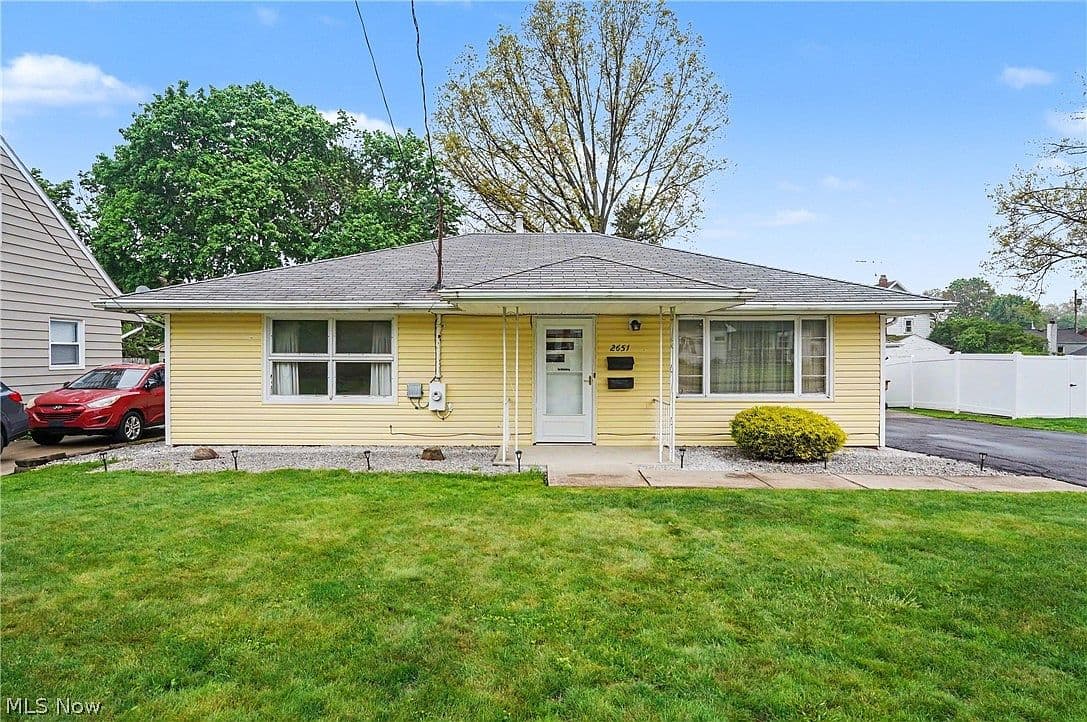 Primary listing photo