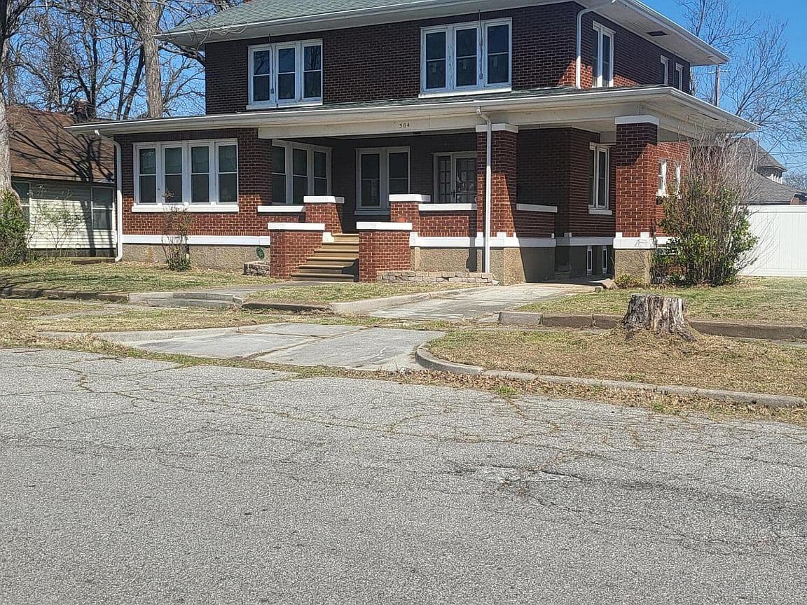 Primary listing photo
