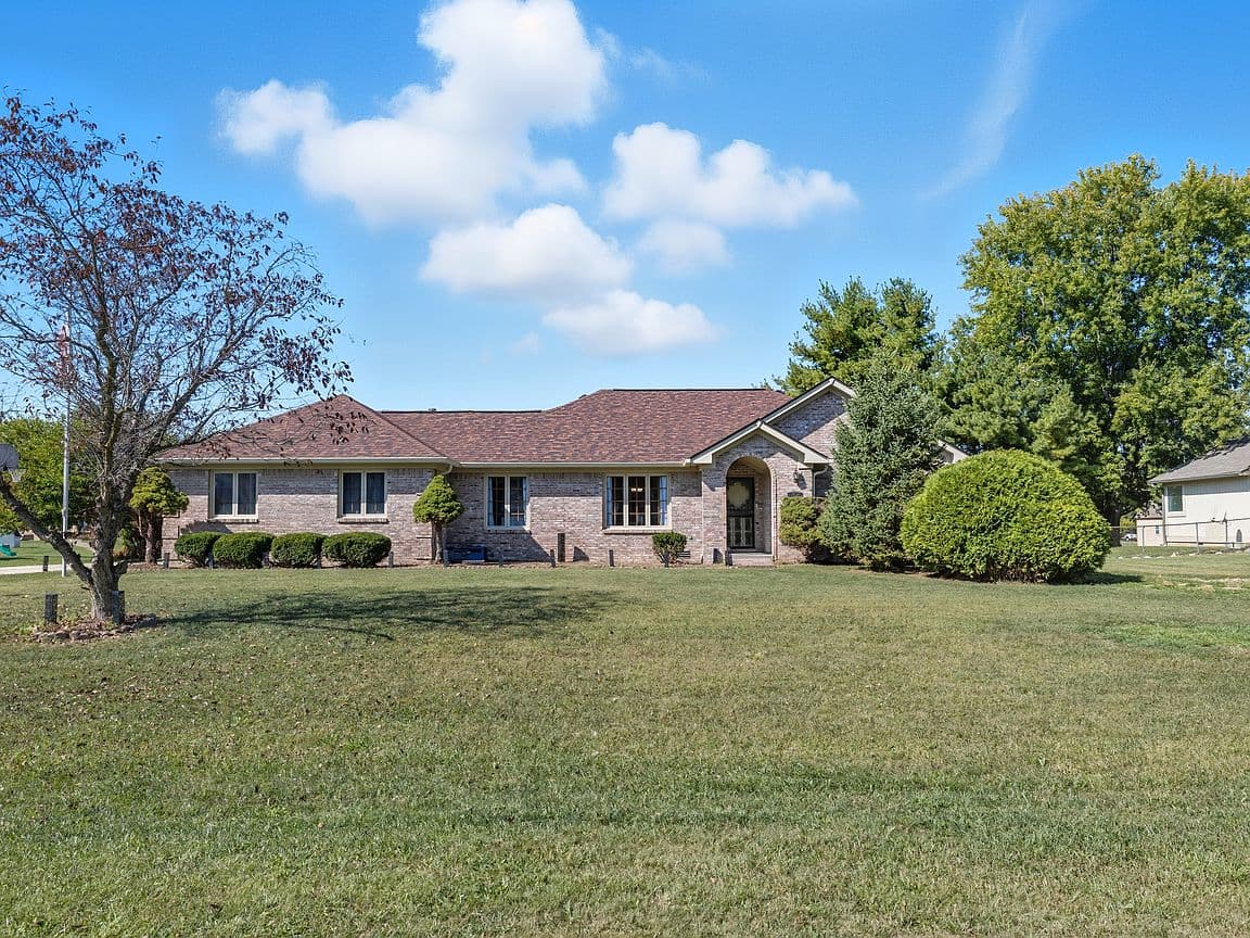 Primary listing photo
