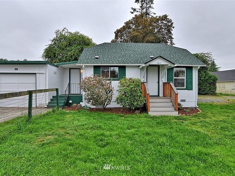Listing photo 2