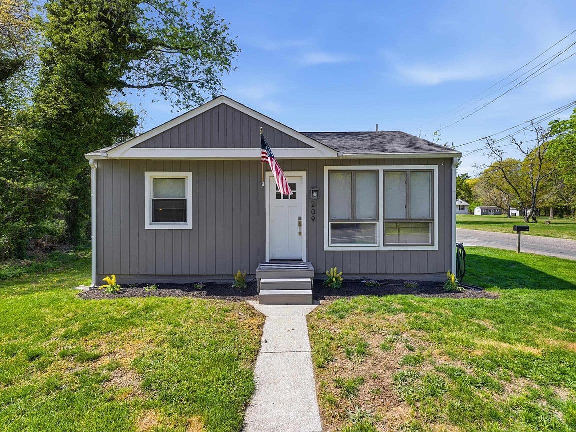 Primary listing photo