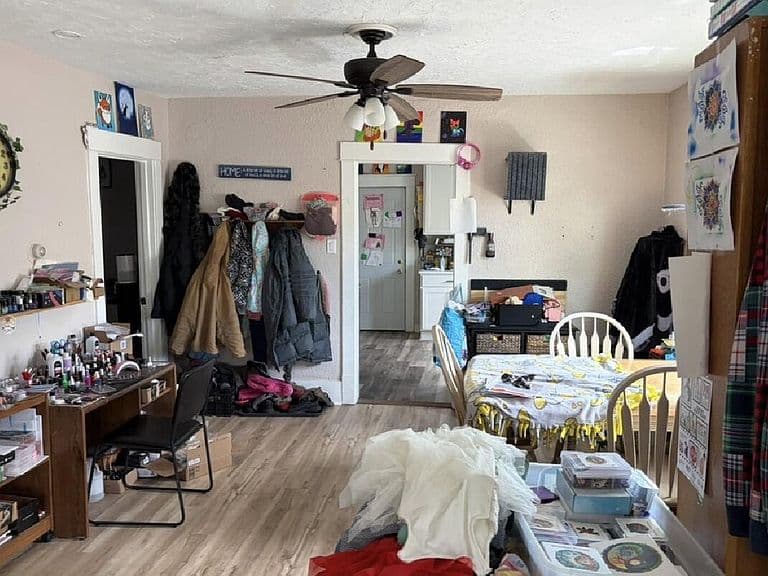 Listing photo 5