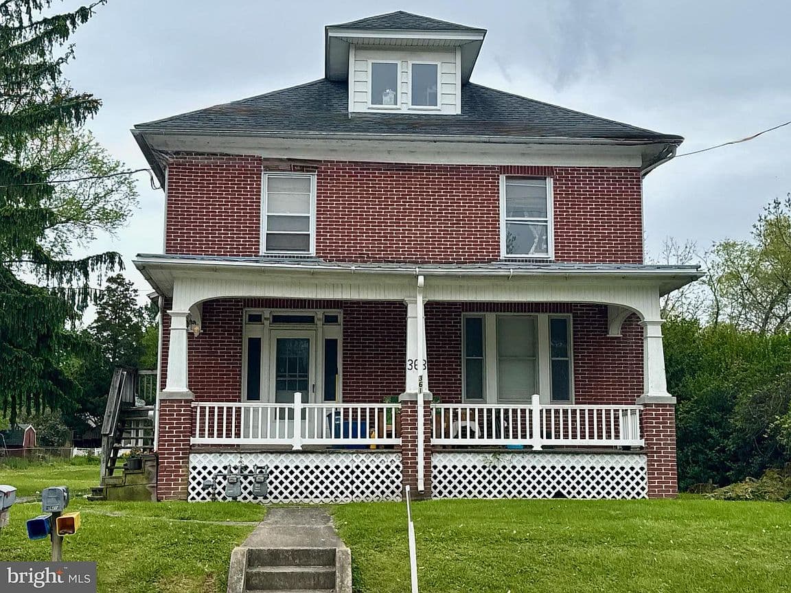 Primary listing photo