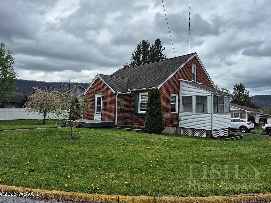 Primary listing photo