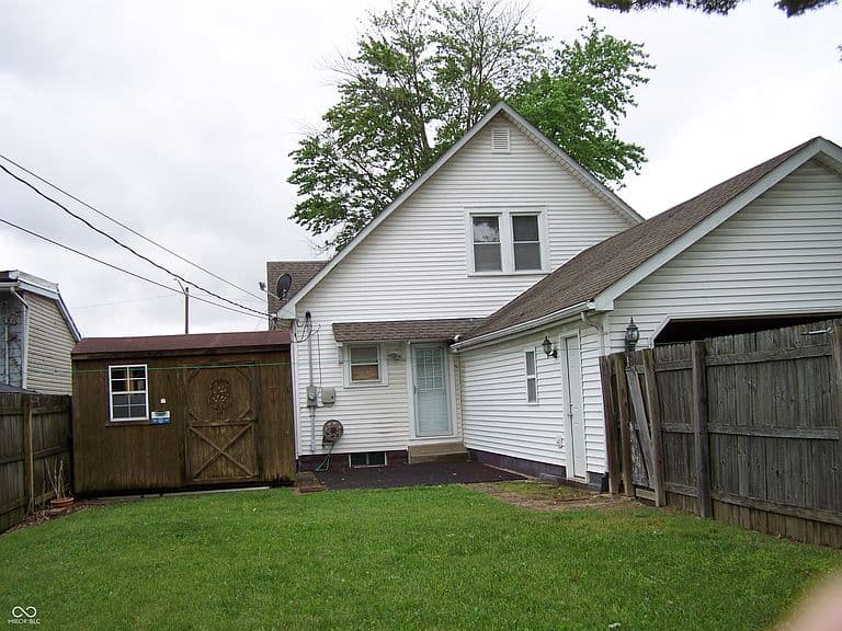 Listing photo 5