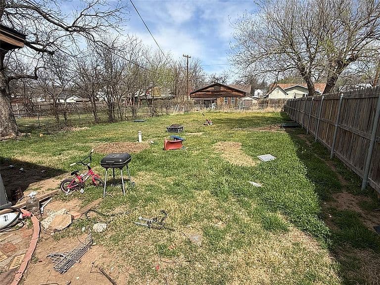 Listing photo 5