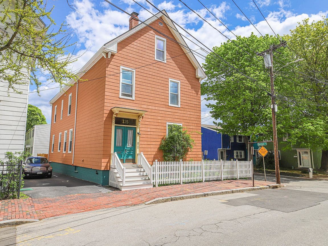 Primary listing photo