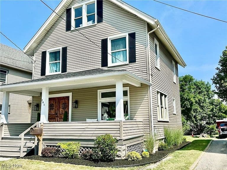 Listing photo