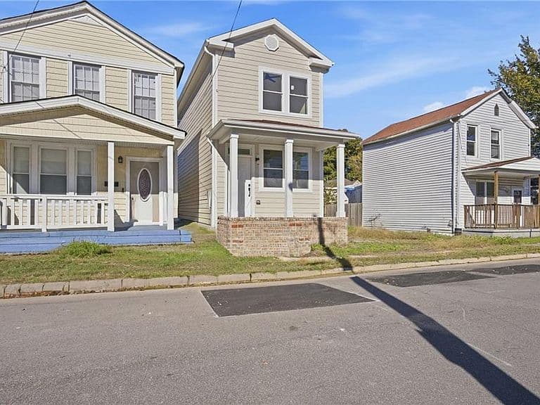 Listing photo 2