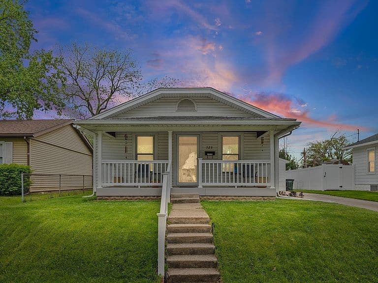 Listing photo 3