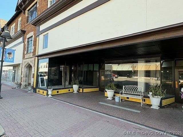 Listing photo