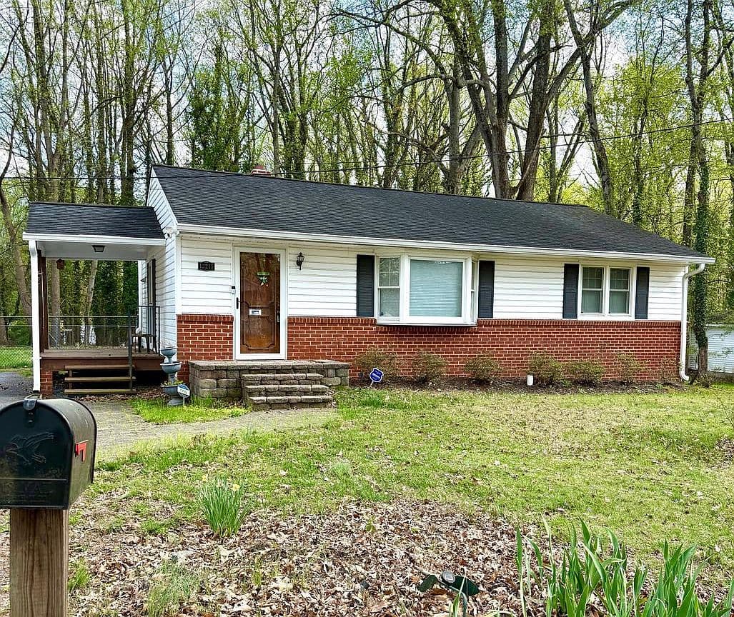 Primary listing photo