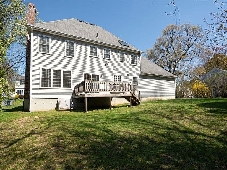 Listing photo 4
