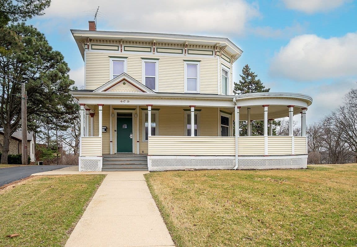Primary listing photo