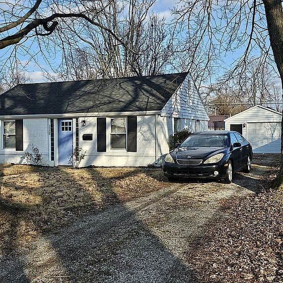 Listing photo 3