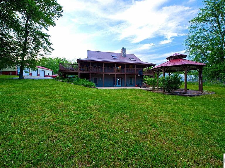Listing photo 5