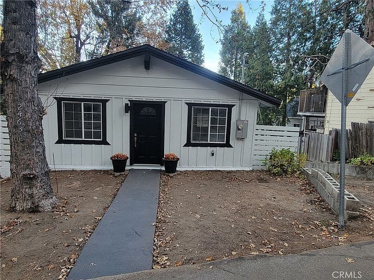 Listing photo 5