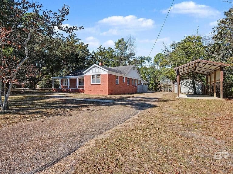 Listing photo 5