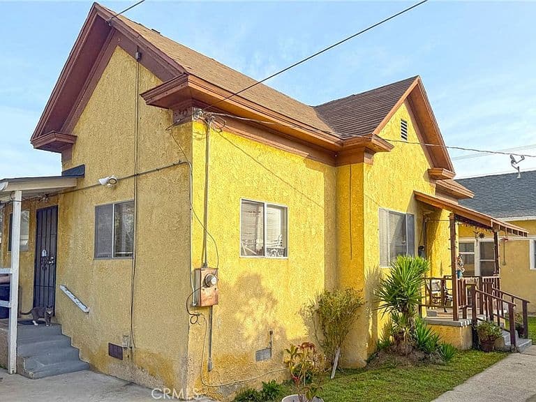 Listing photo 5