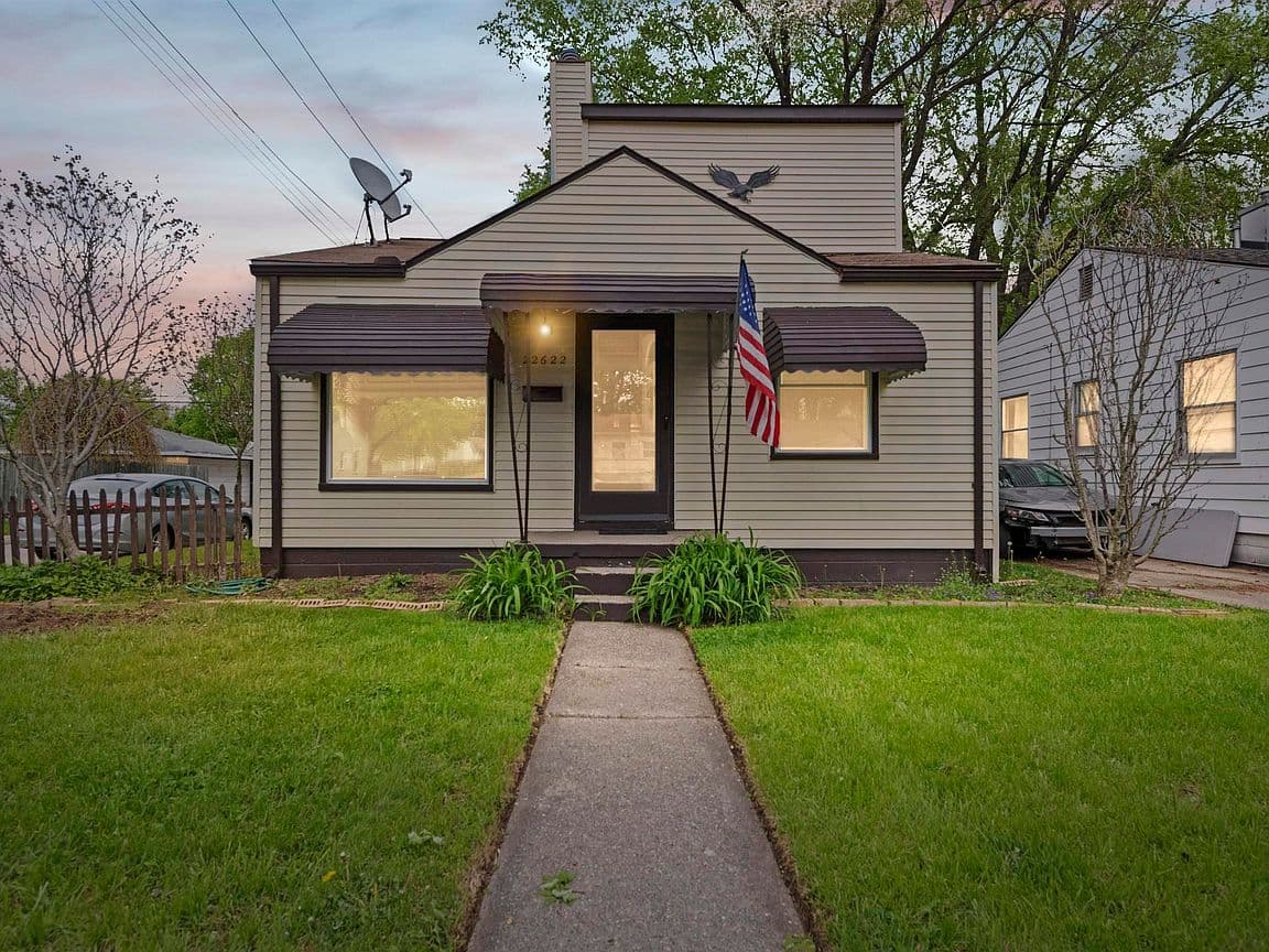 Primary listing photo