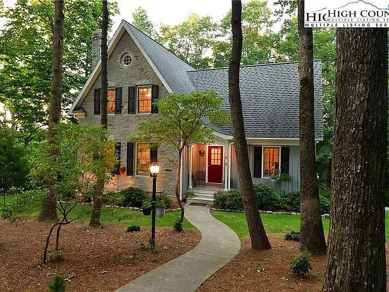 Listing photo