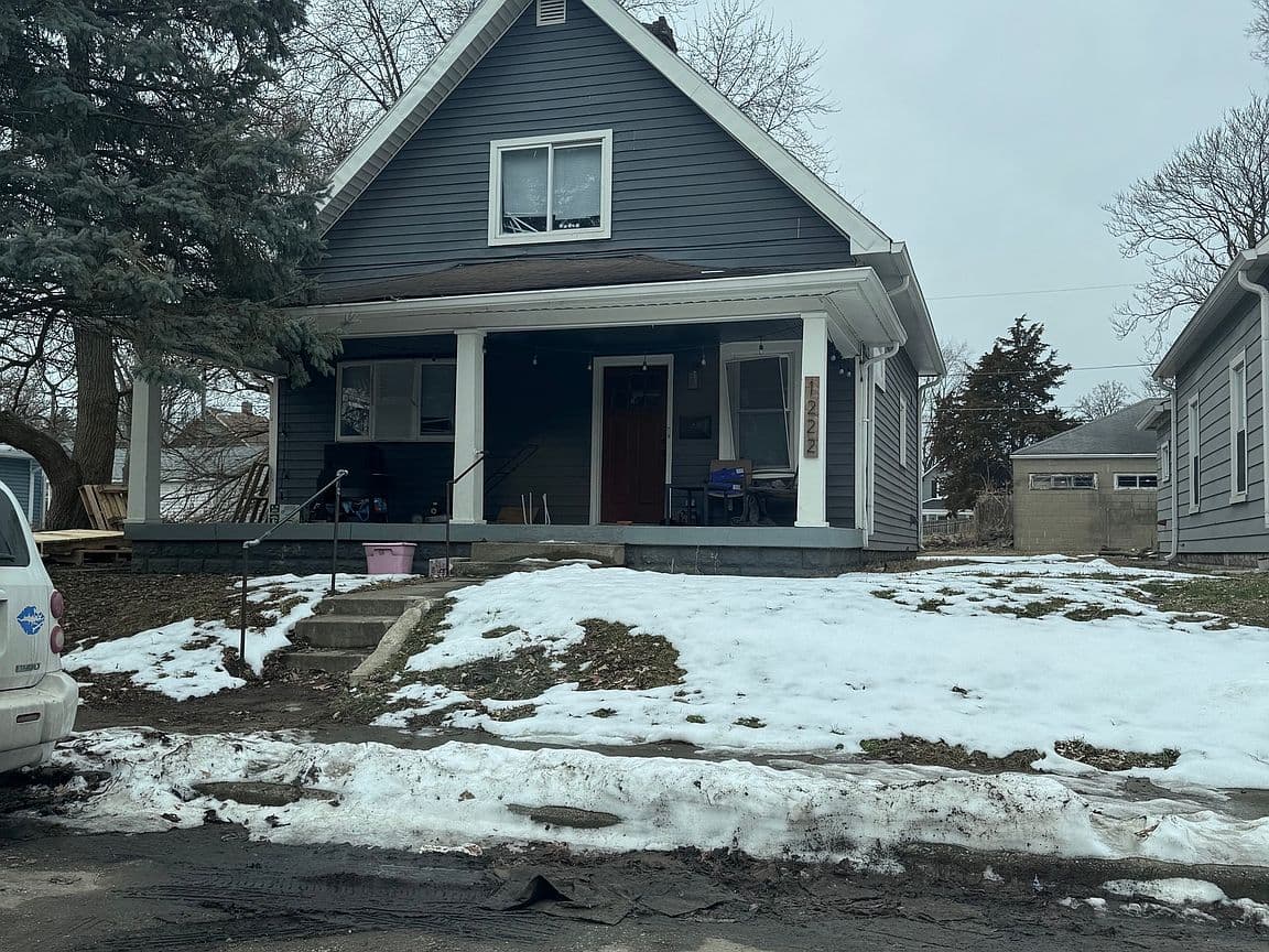 Primary listing photo