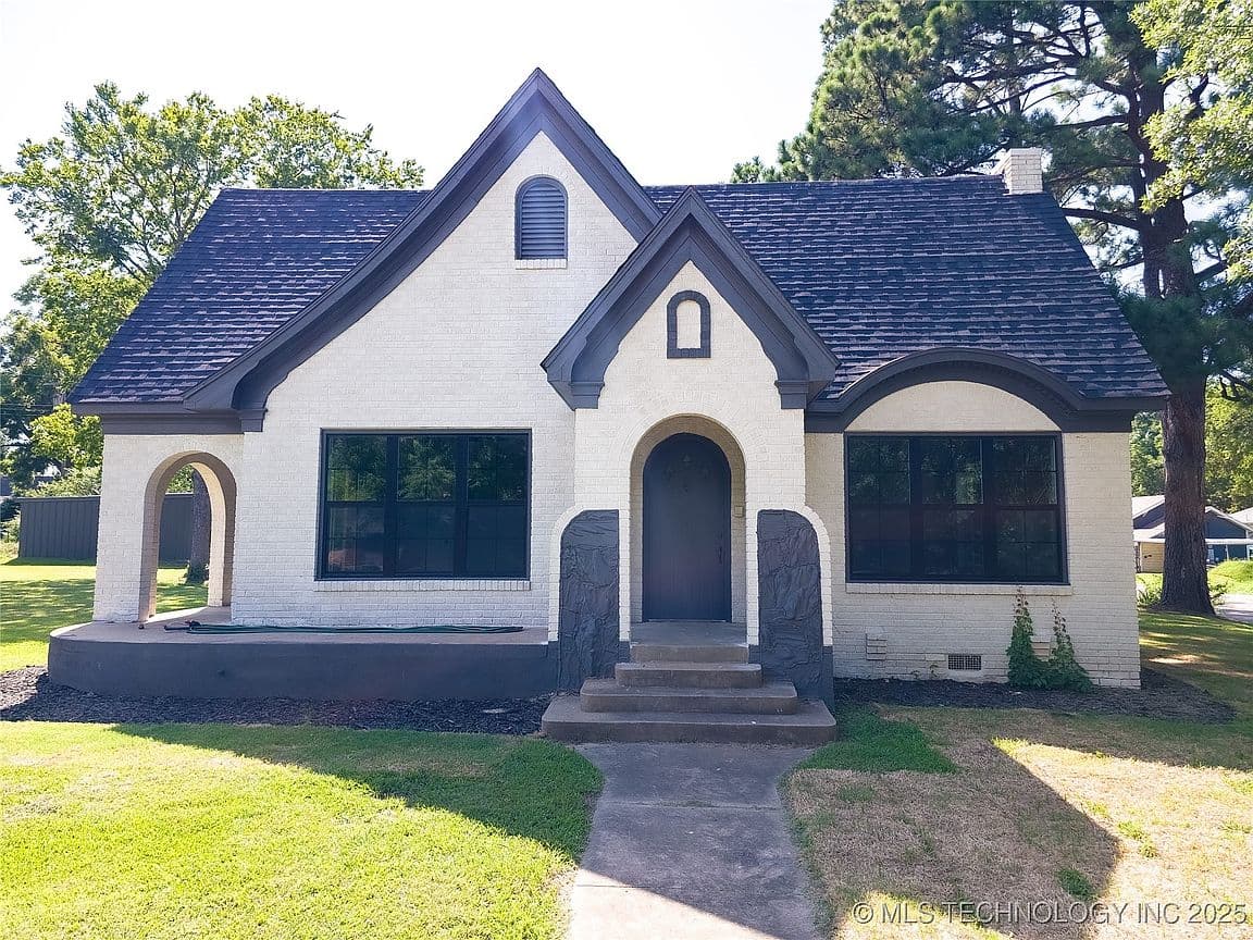 Primary listing photo