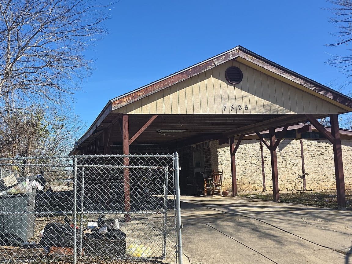Primary listing photo