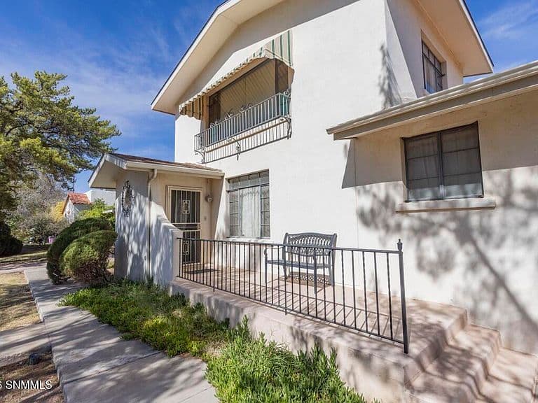 Listing photo 3