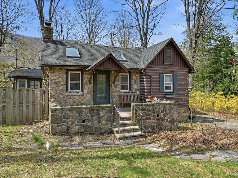 Listing photo 5