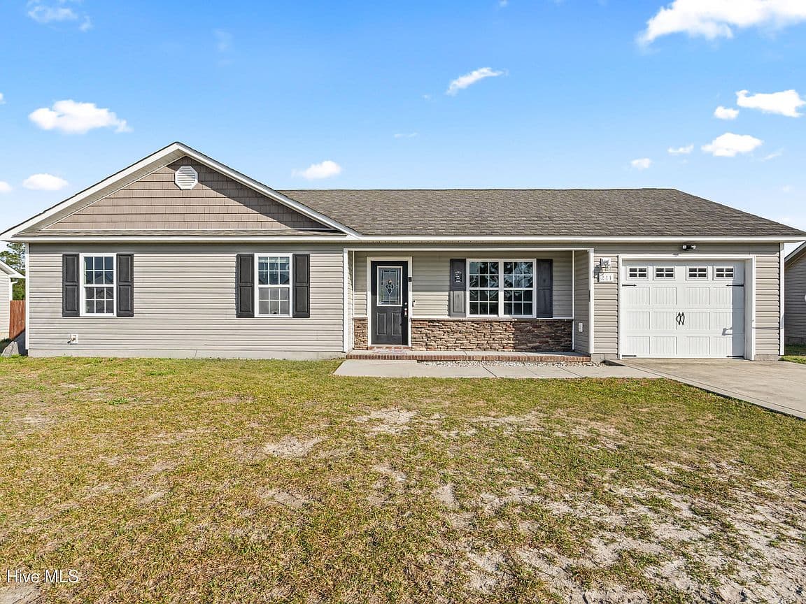 Primary listing photo
