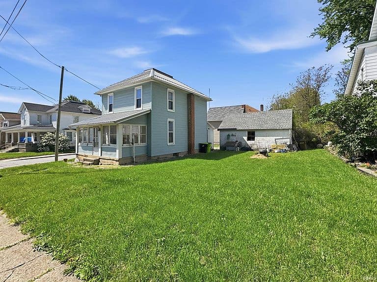 Listing photo 3