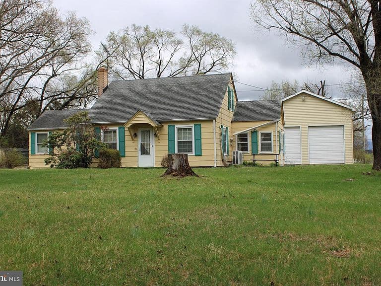 Listing photo