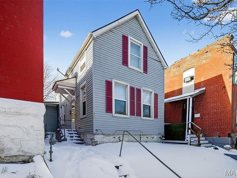 Listing photo 3