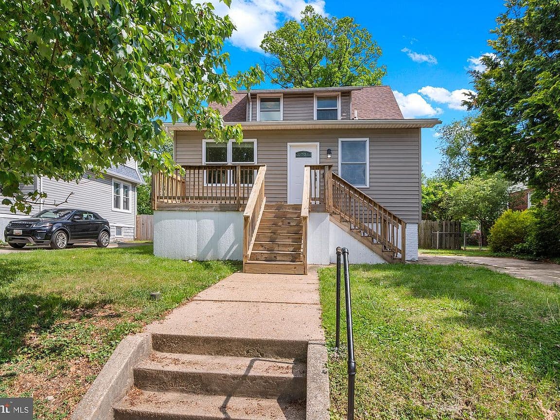 Primary listing photo