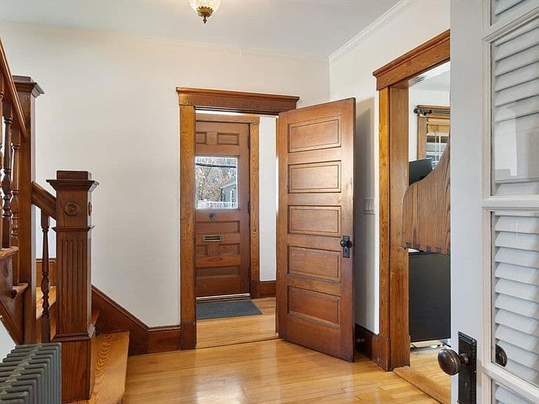 Listing photo 4