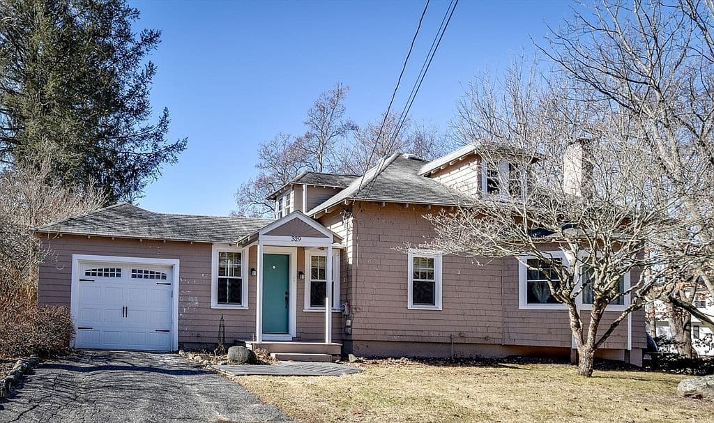 Primary listing photo