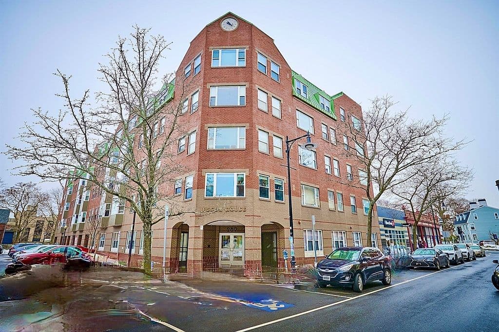 Primary listing photo
