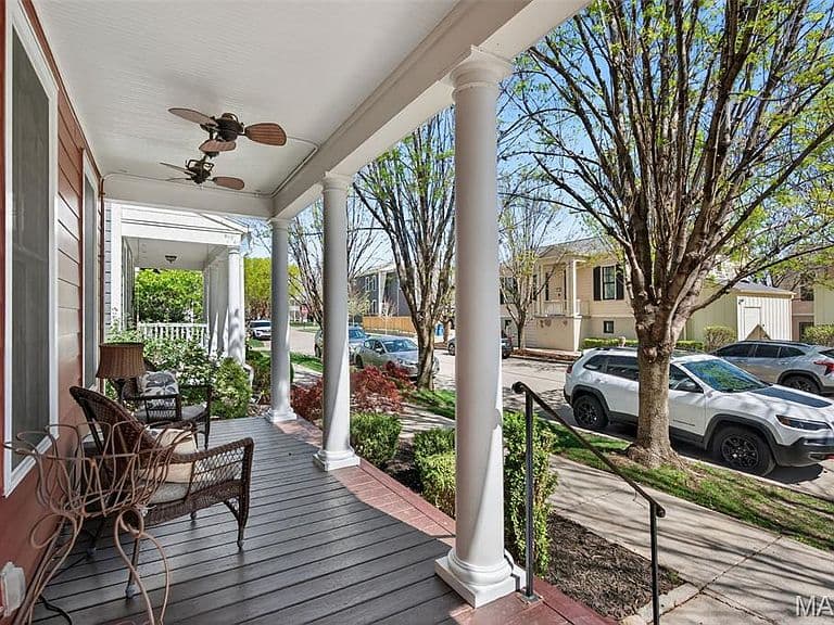 Listing photo 4