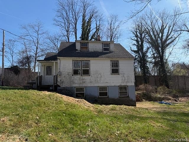 Listing photo 2