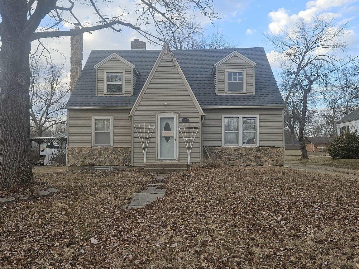 Primary listing photo