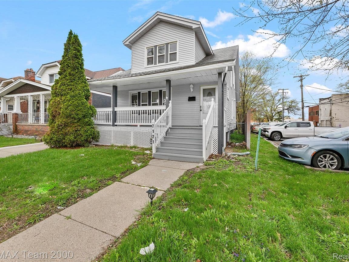 Primary listing photo