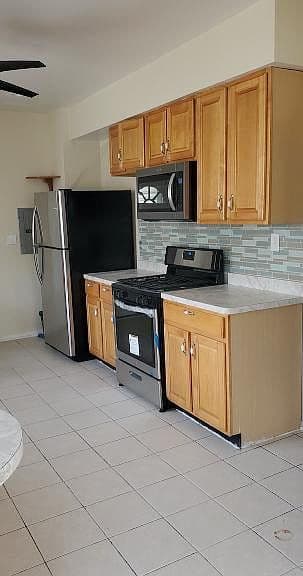 Listing photo 5