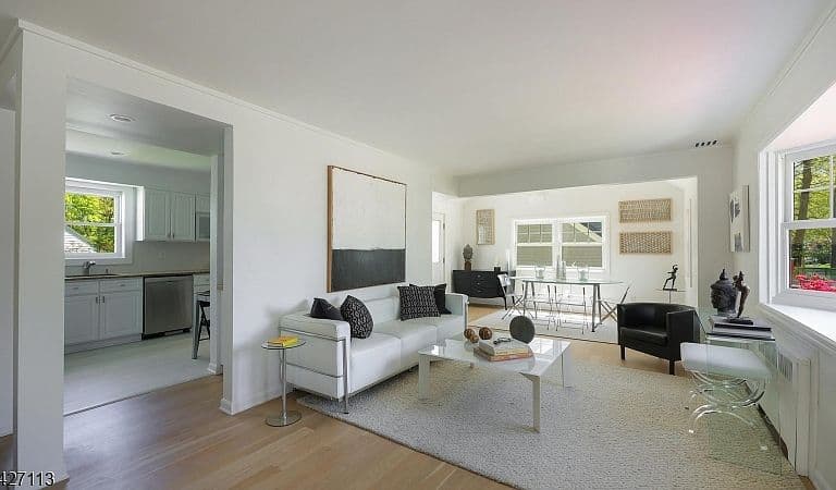 Listing photo 5
